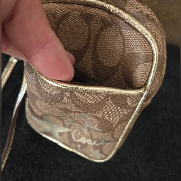 Coach canvas Wristlet coach and stars on front zip close gold and brown - Picture 2 of 6